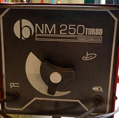 Bambozzi 250A maquina de solda