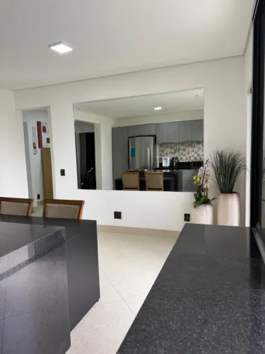 Vendo 580.000,00 ou alugo por 3.800,00 apartamento no condomínio tropical prive