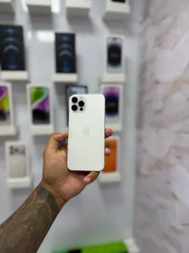 IPHONE 12 PRO 256GB ? R$ 2.399