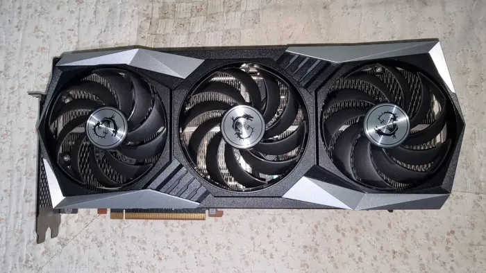 Placa de Video RX6800 MSI TRIO 16GB  256BITS 