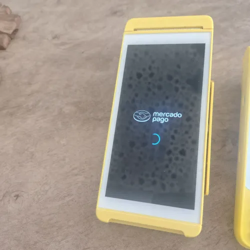 Máquina de cartão de crédito e débito do mercado pago - Point Smart.