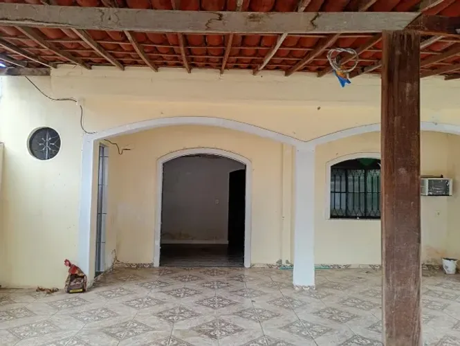 CASA AMPLA PARA LOCAÇÃO - 3 QUARTOS | EXCELENTE LOCALIZAÇÃO (TIPO SOBRADO)