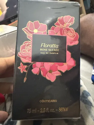 Perfumes novos e usados