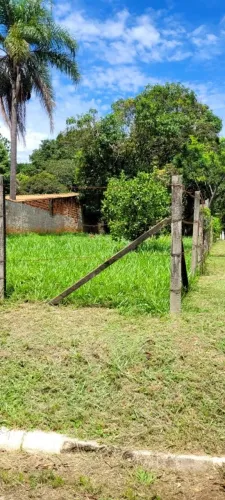 Terreno 300 metros quadrados