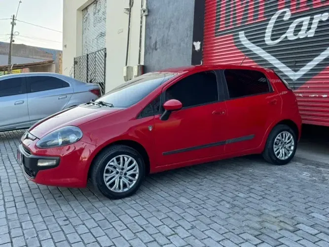 Fiat Punto Attractive 1.4 Fire Flex 8V 5P 2013