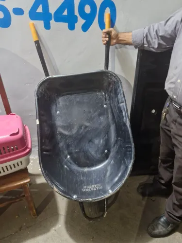 Carrinho de mão 