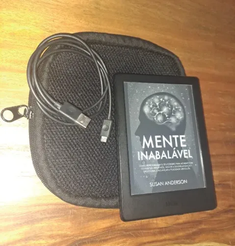 Kindle 8 Geração Estojo e Cabo