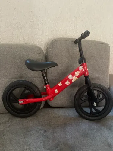 Bicicleta de equilíbrio infantil