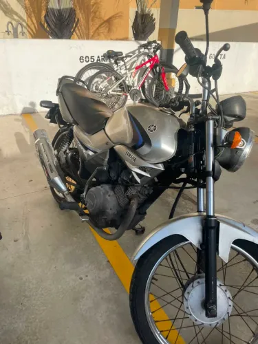 Moto conservada! Pneu novo