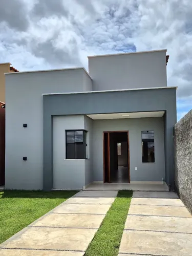 Casa à venda em Feira de Santana