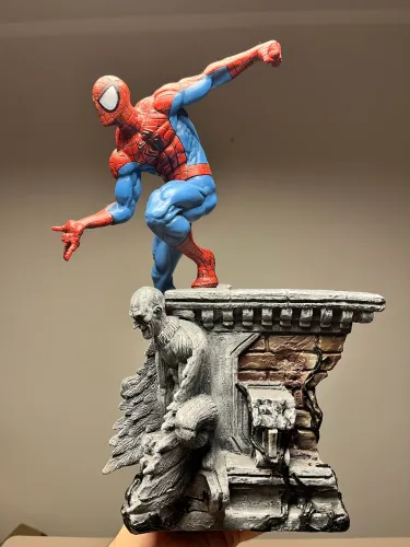 Estátua 1/6 Homem Aranha Marvel feita por Danilo Muller