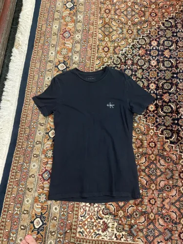 Camiseta Calvin Klein preta PP