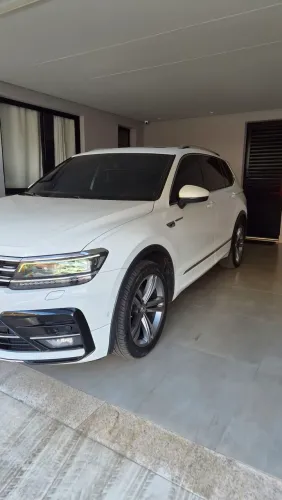 Volkswagen Tiguan Allspac R-line 350 TSI 2.0 4X4 2019