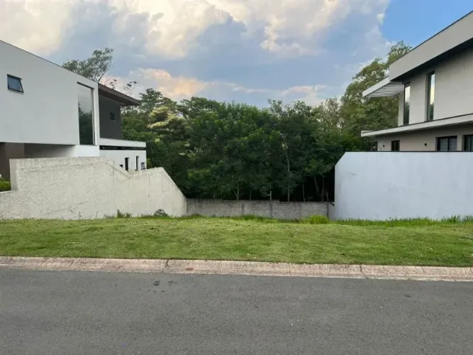 Terreno Exclusivo c/ Fundo para Área Verde (APP) - 519m² - Valinhos