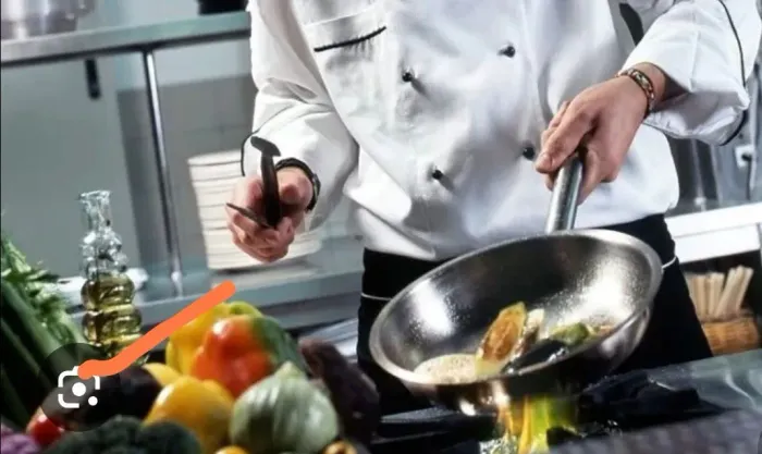 Vaga Cozinheiro - Morar no Centro/Lapa