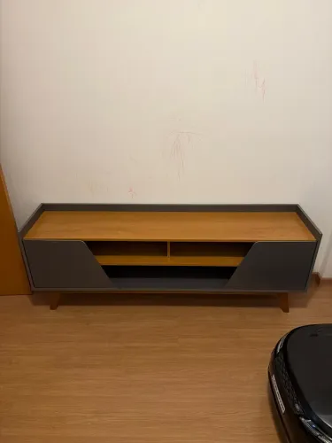 Rack Para Tv Até 65 Polegadas Turim 2 Portas 1 Prateleira Cor Titanium/Naturale