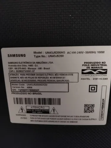 TV Samsung 43 com defeito
