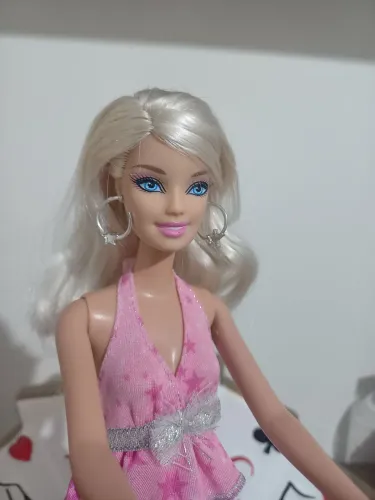 Boneca Barbie Life in the Dreamhouse 2013