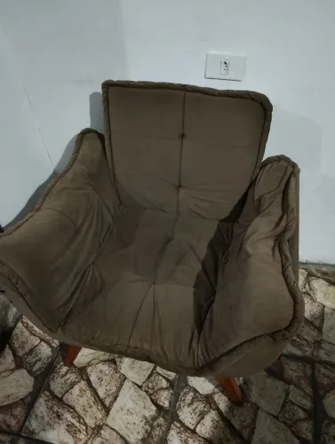 POLTRONA SEMI NOVO 