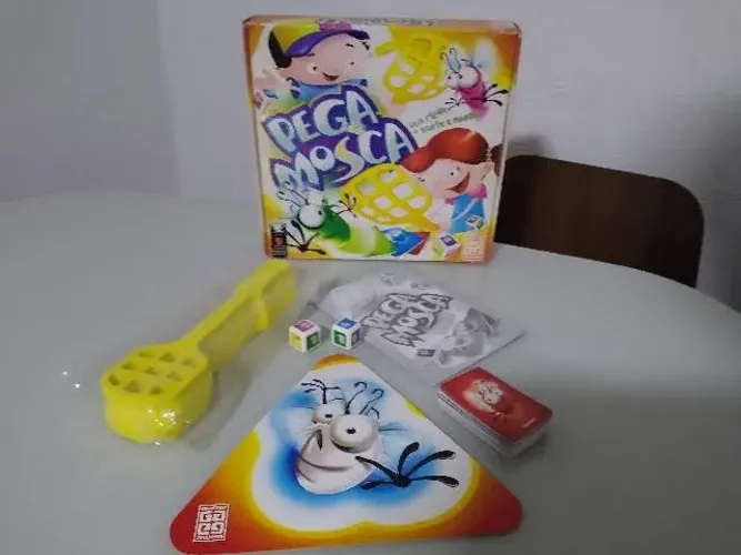 Jogo pega mosca
