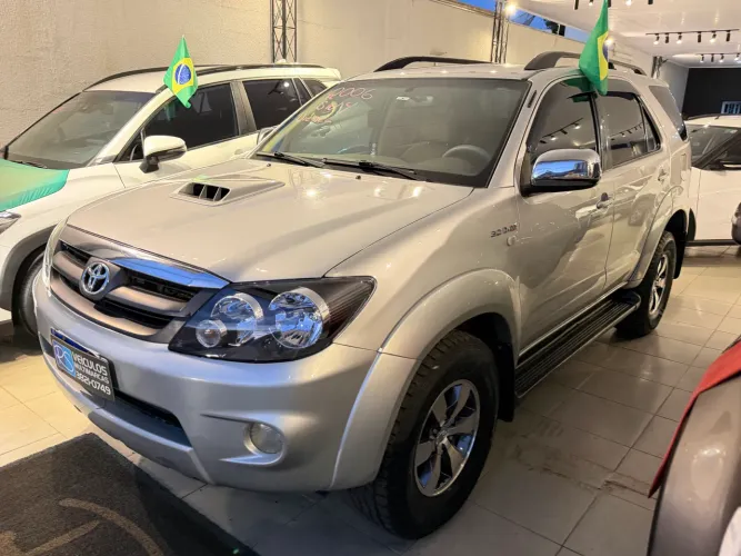 Toyota Hilux SW4 SRV D4-d 4X4 3.0 TDI Dies. AUT 2006