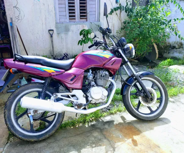 SUPER PROMOÇÃO! Moto CBX Strada 200 cilindrada.