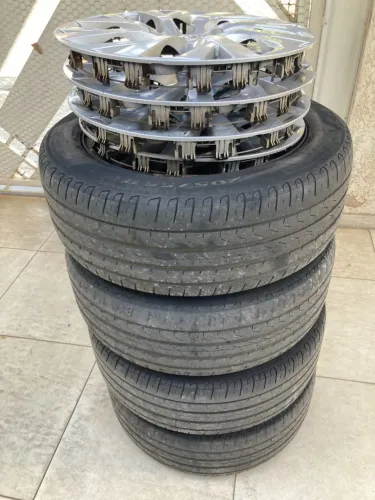 4 Rodas de Aço Corolla Original Aro 16 com Pneus usados 205/55r16