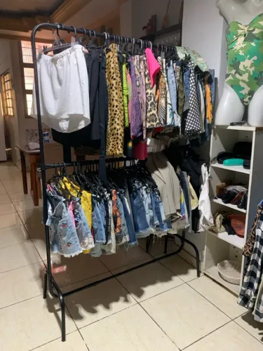 ROUPAS DE BRCHÓ 5 REAIS CADA PEÇA