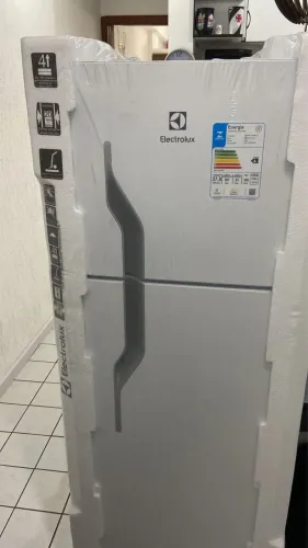 Geladeira Electrolux 2 Portas DC35A 260 Litros Branca 110V