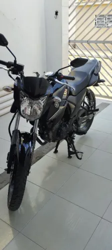 Moto Yamaha Fazer 150