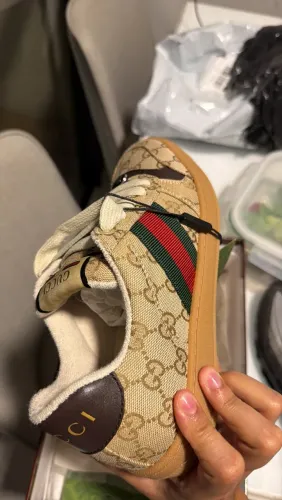 Tênis Gucci screener bege 37