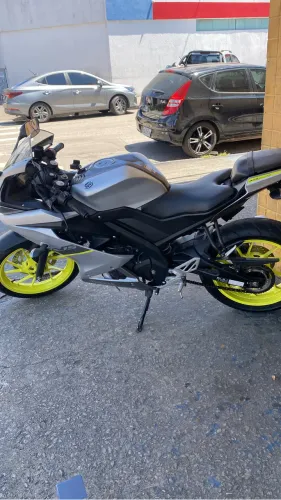 Vendo/ troco/R15 , aceita o cartão de crédito