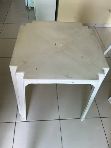 Cadeira de Plástico