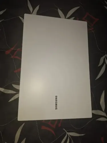 Notebook Samsung Book I5 8gb 1tb Hd - Branco (Usado)