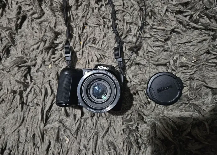 Câmera Nikon Coolpix L810 16MP - Zoom Óptico 26x | Kit Completo