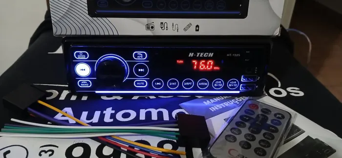 Som automotivo Bluetooth H Teck novos e instalados. 