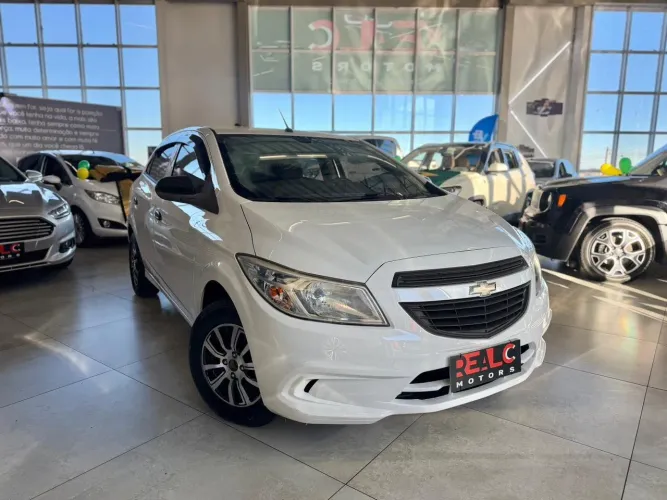 Chevrolet Onix Hatch LT 1.0 8V Flex Power Mec. 4P 2013