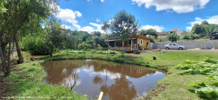 Chácara para Venda em Caldas, Maranhão, 2 dormitórios, 1 banheiro, 2 vagas