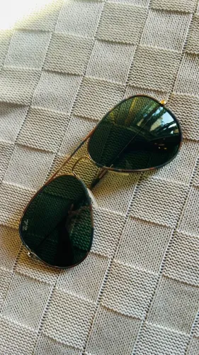 Óculos Rayban- seminovo 