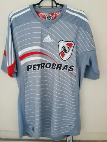 Camisa Futebol River Plate, nova, tam M, com etiqueta.