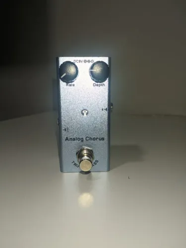 Mini Pedal Analog Chorus para Guitarra