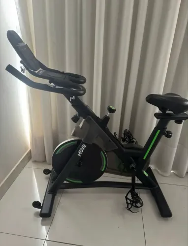 Bicicleta Ergométrica Move C 3 seminova, com garantia de fábrica até 12/01/27