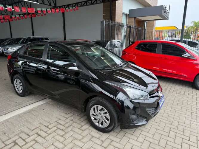 Hyundai HB20S Copa DO Mundo 1.0 Flex 12V Mec. 2014
