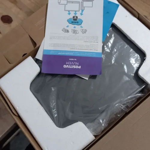 vendo esse esse notebook novo na caixa marca positivo mais informações nas fotos valor 800