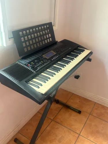 Teclado Yamara PSR-420 