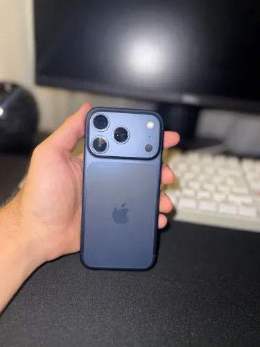 IPHONE 17 PRO AZUL