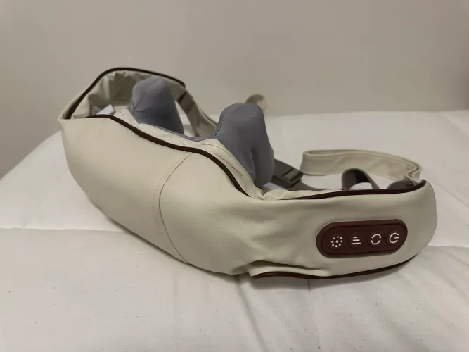 Massageador de Pescoço Bege Novo!