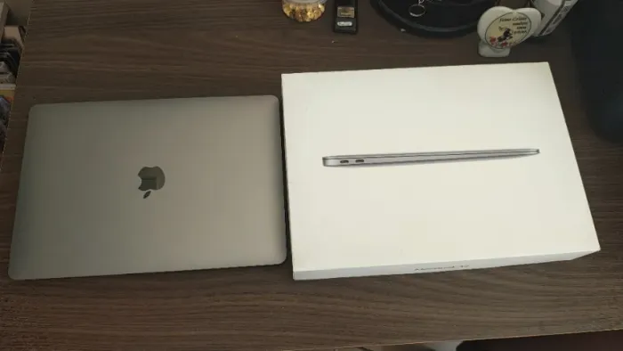 MACBOOK AIR M1 2020 - 8 Gb - 256 SSD