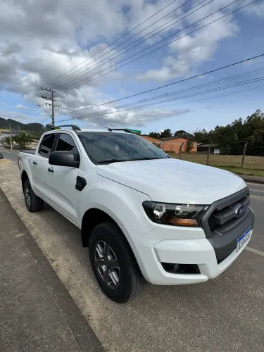 Ford Ranger XLS 2.2 4X4 CD Diesel Mec. 2017