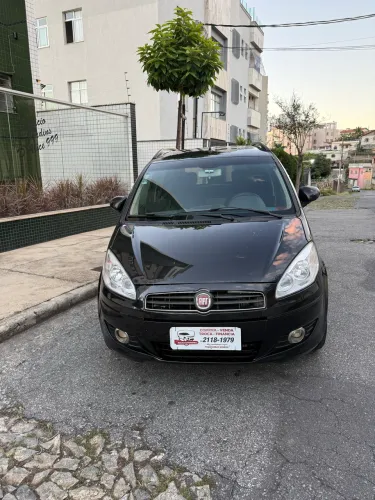 Fiat Idea Attractive 1.4 Fire Flex 8V 5P 2011